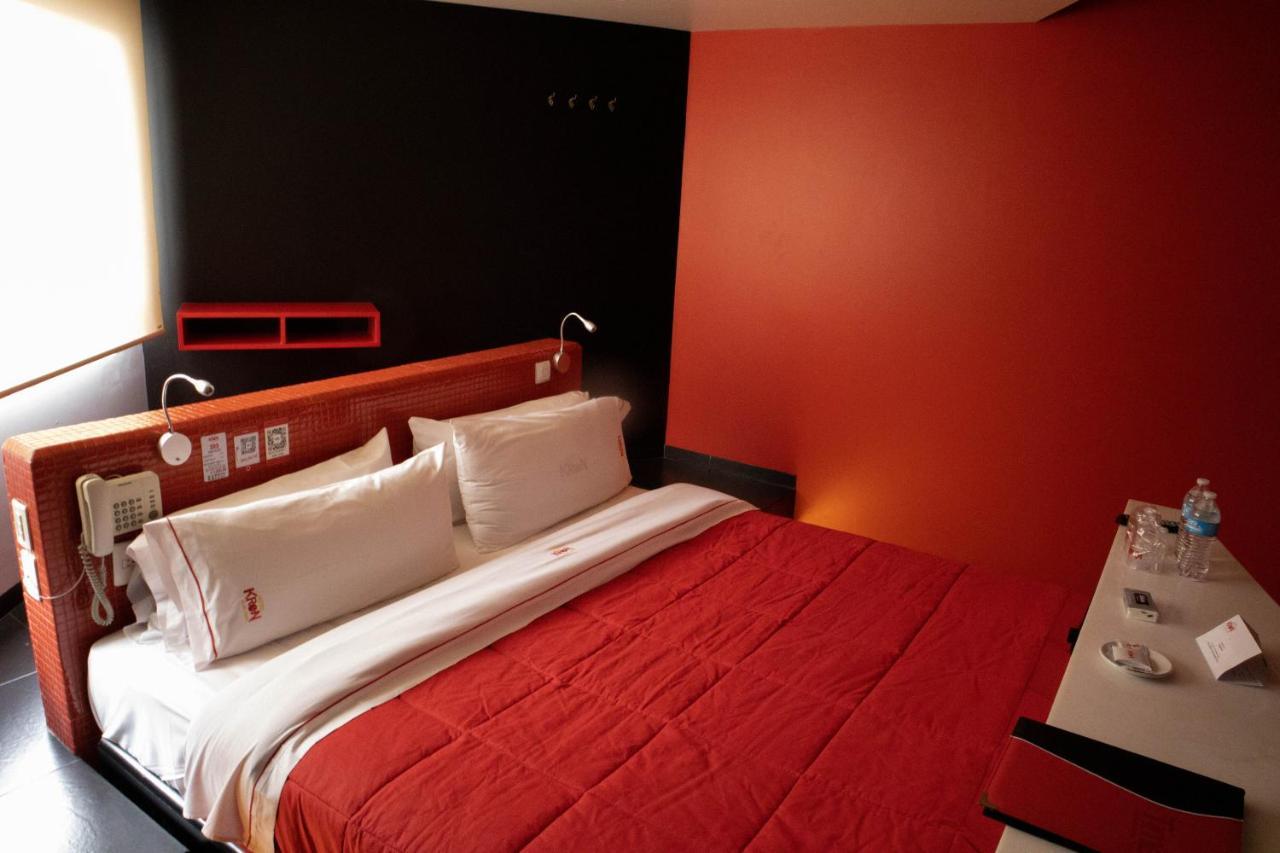 Love Hotel Kron Mexico By Eksteriør billede
